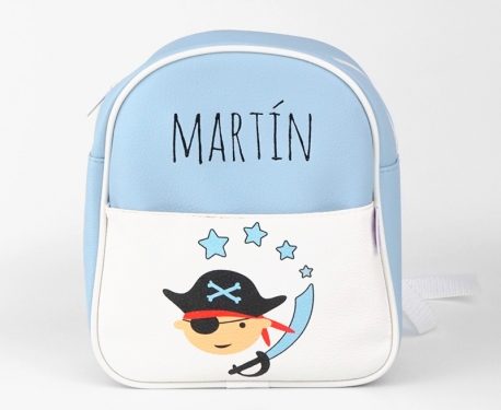 Mochila pirata azul.